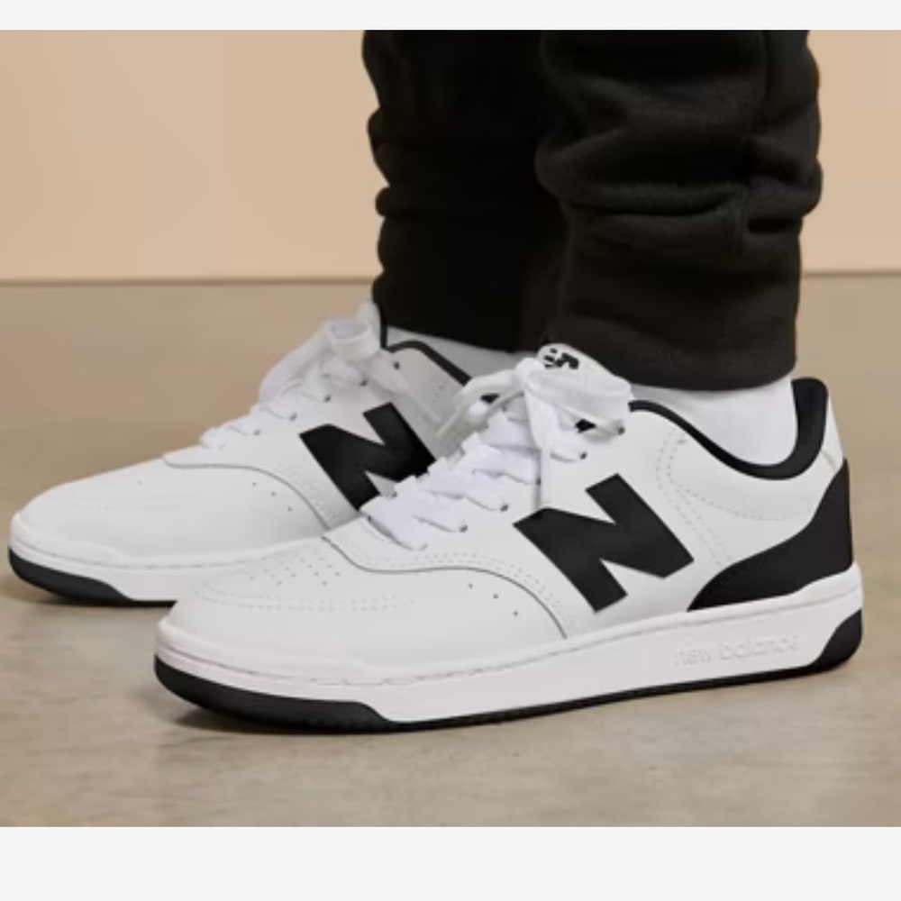 New Balance BB80 Court Sneaker kids
Size 2